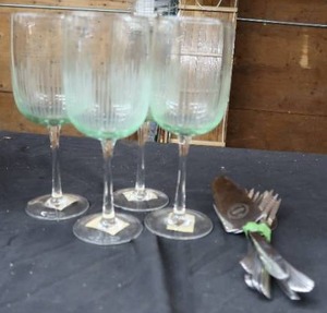 VINTAGE KITCHEN ITEMS