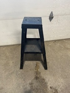 stool  no top