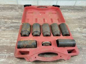 lot 378 image: ATD FWD Axle Nut Socket Set - Part No. ATD-5467