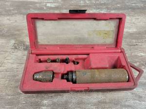 lot 382 image: Lisle Impact Driver Kit