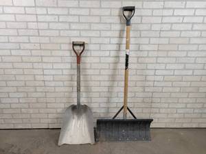 lot 435 image: (2) Snow Shovels - NO SHIPPING