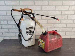 lot 469 image: 1.5 Gallon Pump Sprayer and 1 Gallon Poly Gas Tank - NO SHIPPING