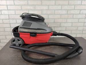 lot 486 image: Craftsman 5HP 4-Gallon Shop-Vac - NO SHIPPING