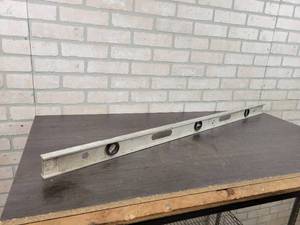 lot 501 image: JOHNSON Aluminum 48 Level - NO SHIPPING