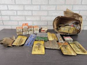 lot 520 image: DORMAN Hardware and Heli coil Kits