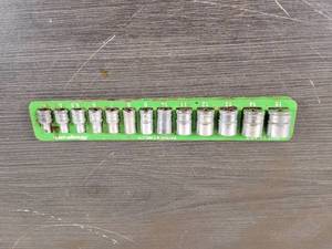 lot 535 image: Snap-on 14 Drive Metric Sockets in magnetic Tray - 15mm to 4mm