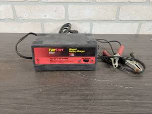 lot 588 image: EverStart 1A 6 & 12V Trickle Charger