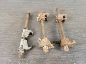 lot 591 image: Automotive Spring Compressor Tools