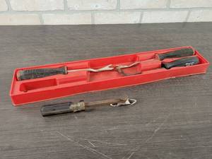 lot 595 image: Snap-on Brake Tools