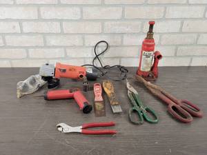 lot 607 image: 4-12 Angle Grinder (Tested and Works), Bottle Jack (Needs Work) and Assorted Hand Tools - NO SHIPPING