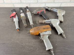 lot 645 image: (7) Snap-on Pneumatic Tools - Unknown Condition