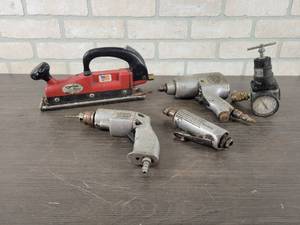 lot 646 image: Pneumatic Tools - Unknown Condition