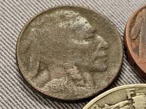 3 COINS 1934 WALKING LIB HALF & 2 X 1914 BUFFALO NICKELS
