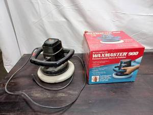 lot 38 image: Two Orbital Car WaxersPolishers