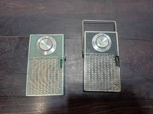lot 43 image: Two RCA Victor Transistor Radios