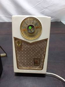 lot 45 image: Black and White Pair of Emerson Transistor Radios