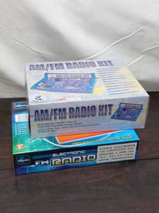 lot 93 image: Two Radio Building Kits