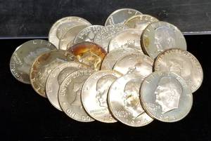 ROLL OF 19 SILVER EISENHOWER DOLLARS ALL COINS ARE 40% SILVER