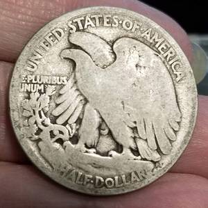 1919 US WALKING LIBERTY HALF DOLLAR