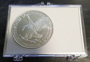 2022 AMERICAN SILVER EAGLE IN CHRISTMAS HOLDER 1 TROY OZ .999 FINE SILVER