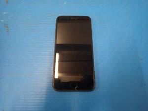 lot 35 image: Apple&nbspiPhone 8 A1863  64GB of Storage  Carrier Unknown  Includes charging cable