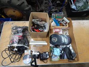 lot 19 image: Assorted Electronics, Cameras, Records, Cables & More