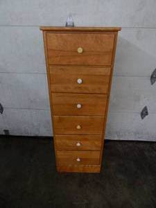 lot 23 image: 6 Drawer Wood Dresser 16x19x53