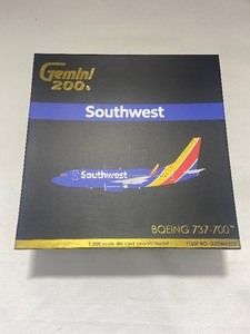 Boeing 737-700 Model