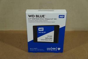 lot 7 image: WD Blue 2.5 Solid State Drive 250GB