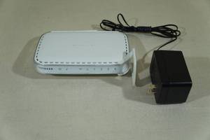 lot 55 image: Netgear 54 Mbps Wireless Router