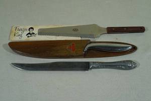 lot 85 image: Vintage Freezer King Knife with Gerber Kitchen Knife