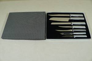 lot 111 image: Rada Cutlery Knife Set