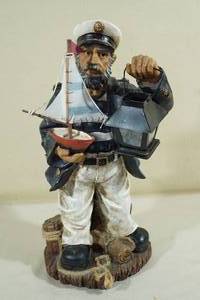 lot 154 image: Nautical Sea Captain Statue