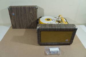 lot 188 image: Vintage Newcomb Record Player with Brand New Needle