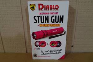 lot 215 image: Diablo Stun Gun  Flashlight