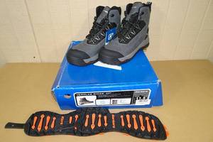 lot 217 image: Korkers Verglas Ridge Transitional Boots -Mens Size 11.5