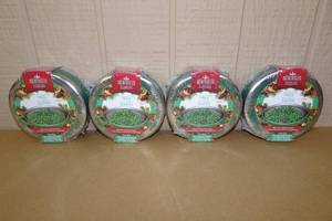 lot 244 image: 4 New Scentsicles Flameless Fragrance - O Christmas Tree