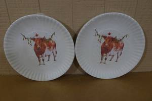 lot 249 image: 8 New Melamine Plates - Christmas Cow