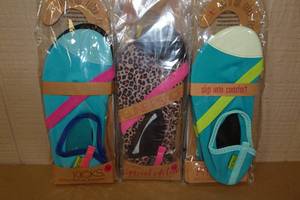 lot 259 image: 3 Pairs Fitkicks -Womens Medium