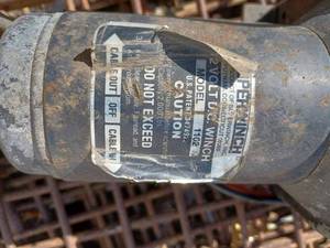 12-Volt Model No. 1102 Super Winch