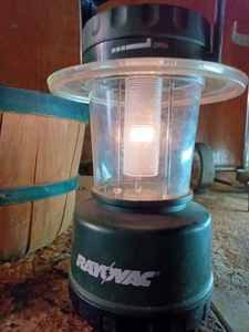Working Rayovac Battery-Operated Camping Light and a Berry Basket Missing Handle