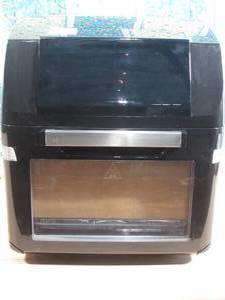lot 5 image: Cooks Companion� 1500W 10-in-1 12-Liter Digital Air Fryer & Oven