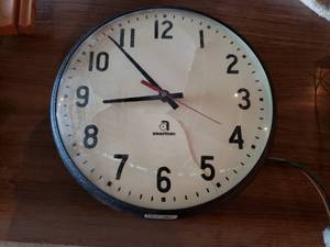American School Clock with Allsyncplus Movement