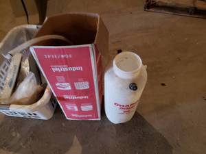 Champion 3 Gallon Sprayer Missing Top and Wand