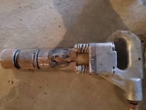 Pneumatic Jackhammer