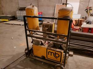 Dual Tank Air Compressor
