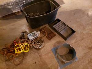 Tote With Wire and Caster Wheels