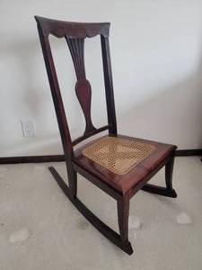 lot 16 image: Elegant Art Deco Rocking Accent Chair