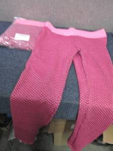 lot 53 image: 2 pr 2XL Ladies Booty Pants...