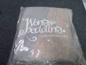 lot 70 image: Twin Sheet Set...